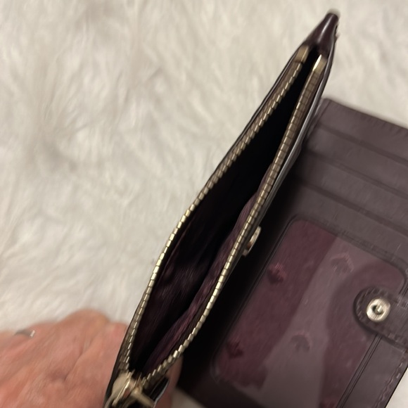 Kate spade pebbled leather crossbody & Leila small slim bifold wallet - Picture 10 of 11